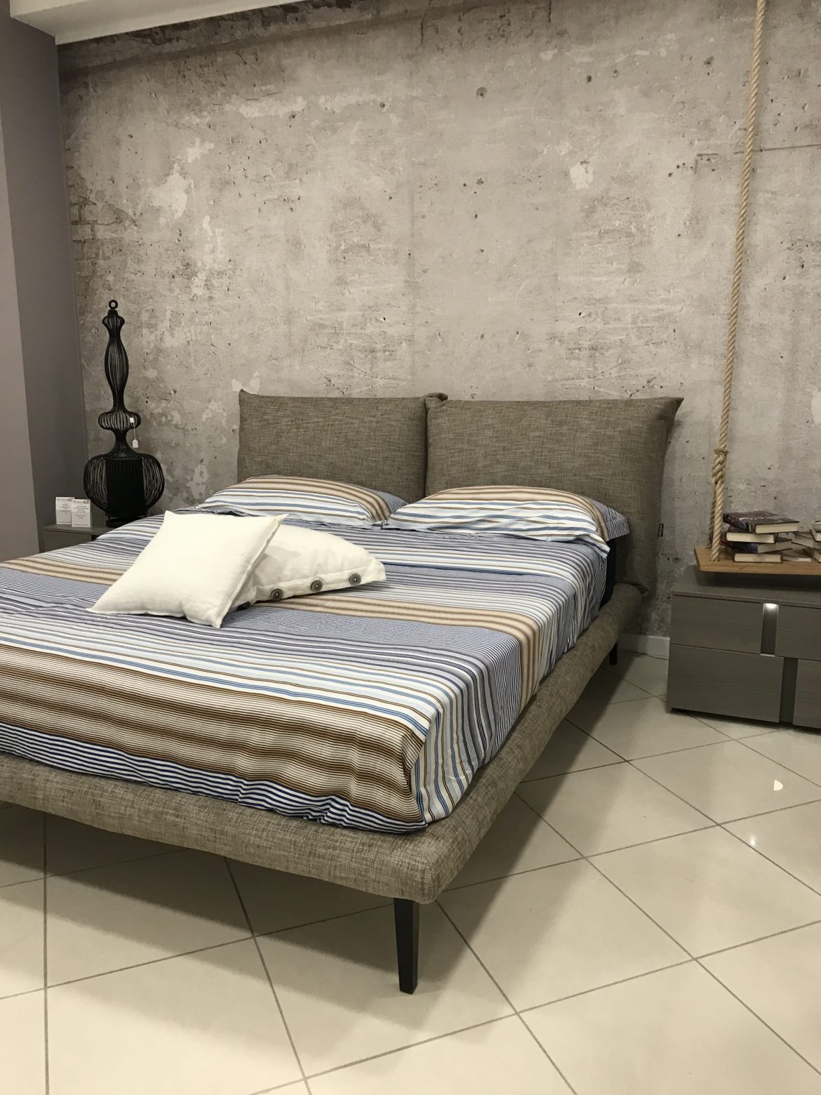 Altrenotti Кровать Pillow от Altrenotti — в интерьере