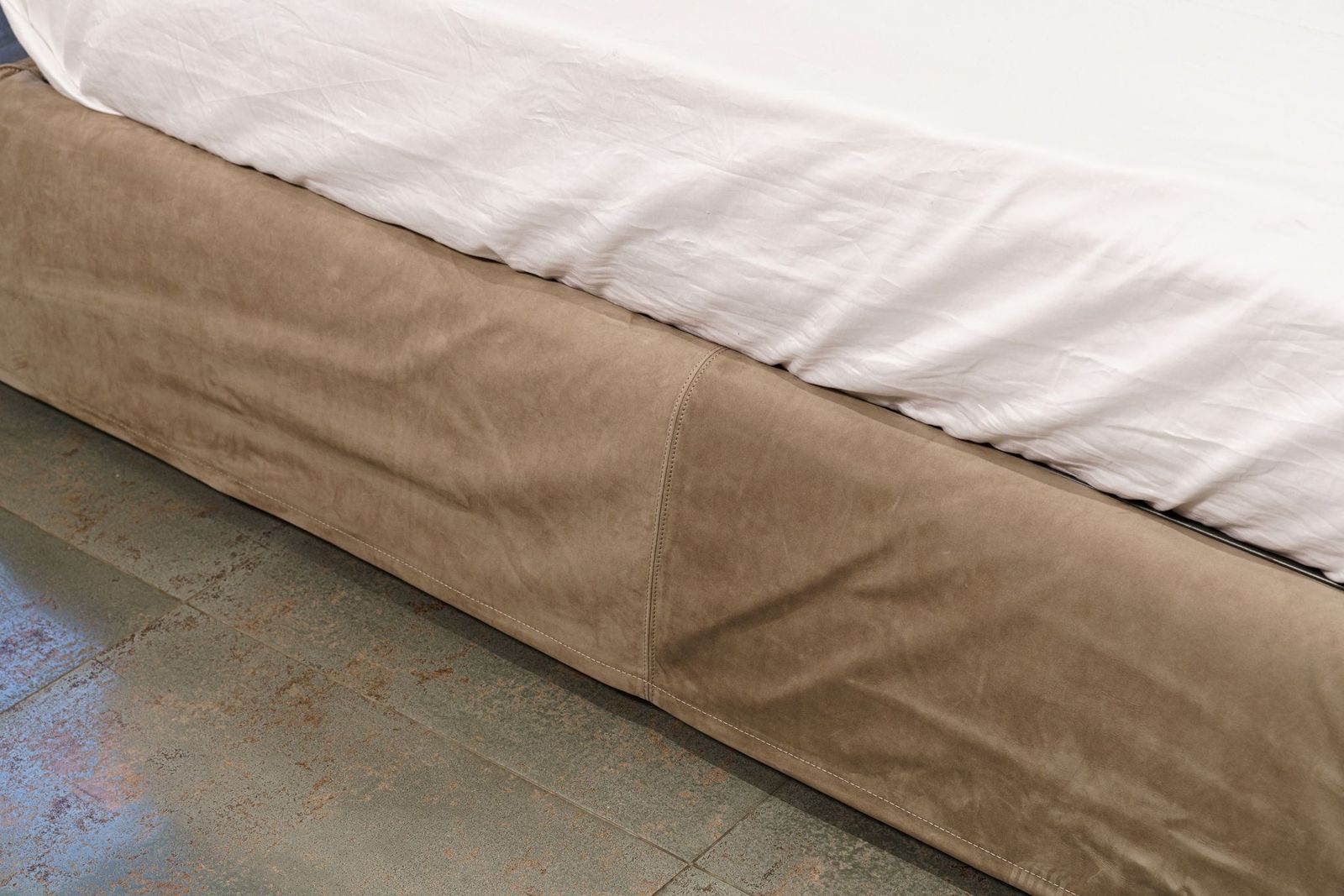 Pianca Кровать Piumotto Nabuk 41 от Pianca — в интерьере