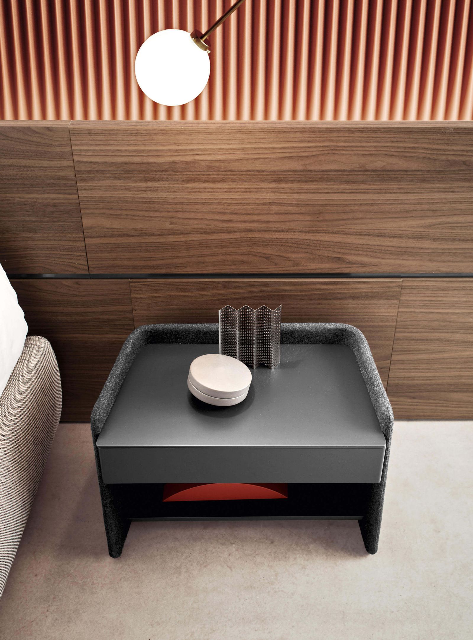 Pianca Прикроватная тумбочка Chloe Vanity от Pianca — в интерьере