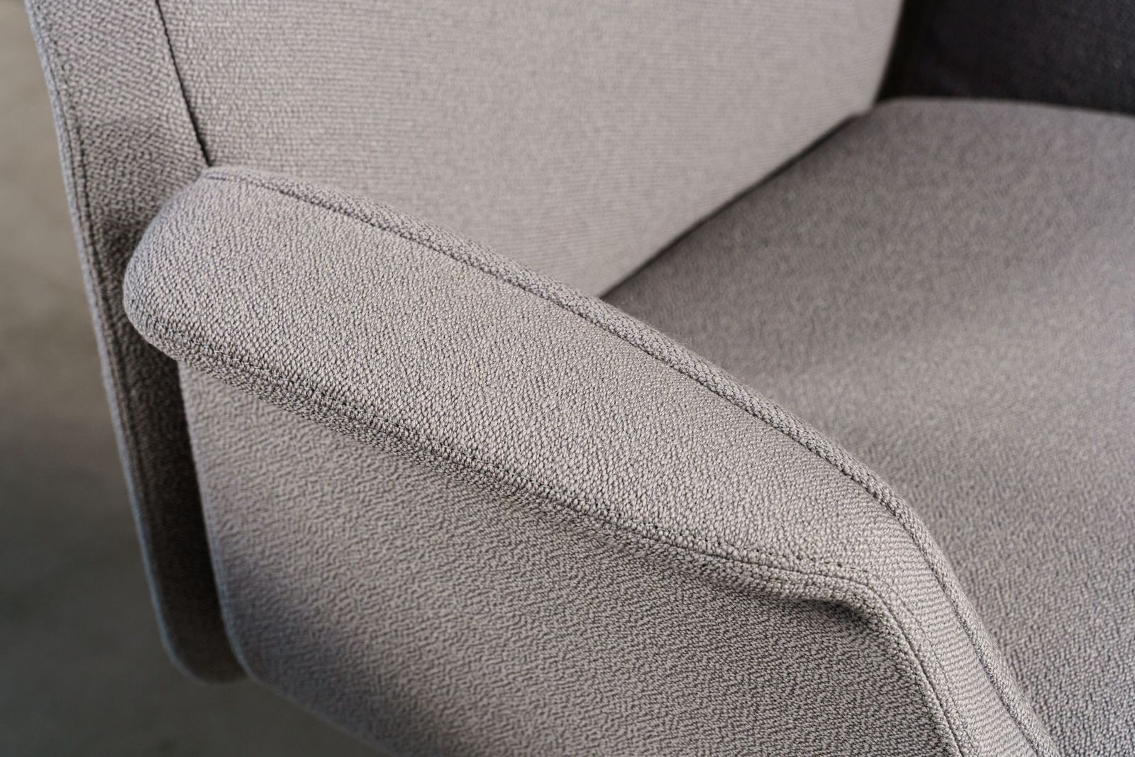 Poltrona Frau Кресло Downtown Managerial Kvadrat Vidar 133 от Poltrona Frau — в интерьере