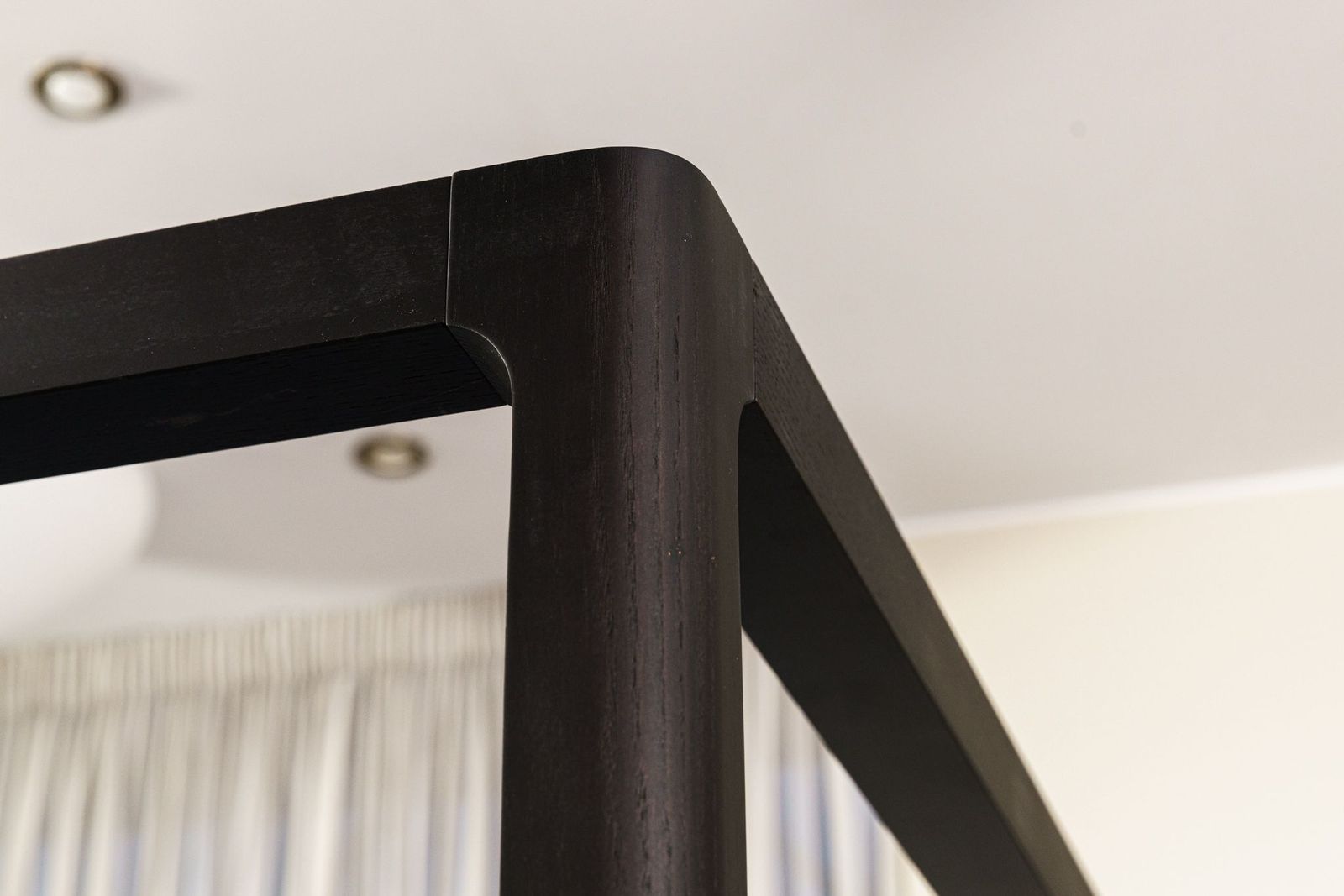 Porada Кровать Ziggy Bed Baldacchino от Porada — в интерьере