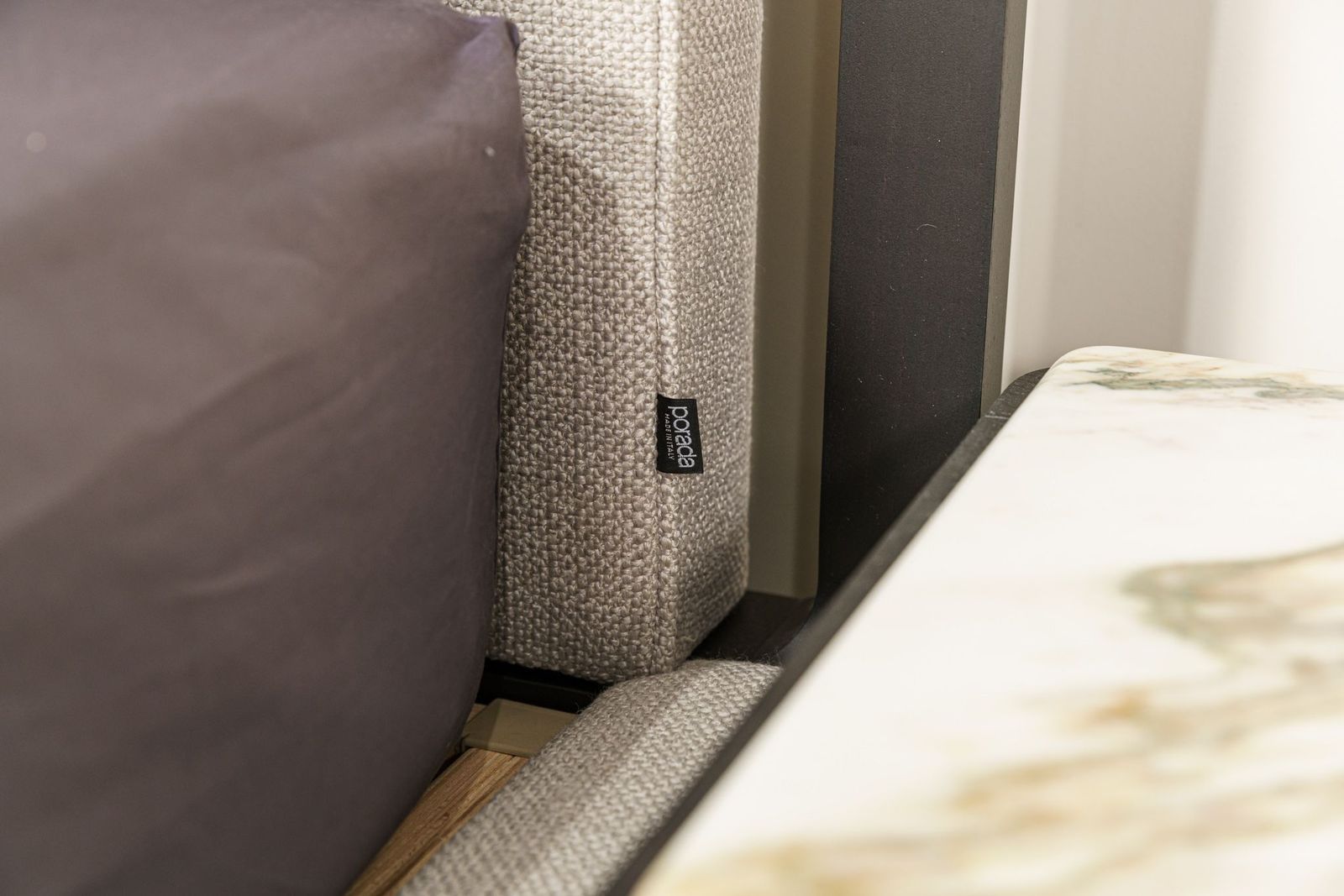 Porada Кровать Ziggy Bed Baldacchino от Porada — в интерьере