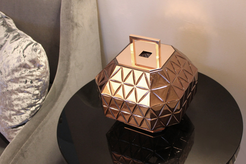 Contardi Настольная лампа Treasure TA Rose gold/Rose gold metallized engraved crystal от Contardi — в интерьере