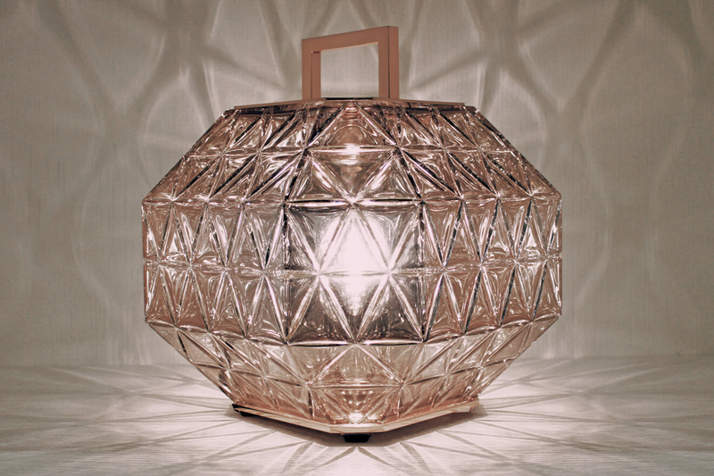 Contardi Настольная лампа Treasure TA Rose gold/Rose gold metallized engraved crystal от Contardi — в интерьере