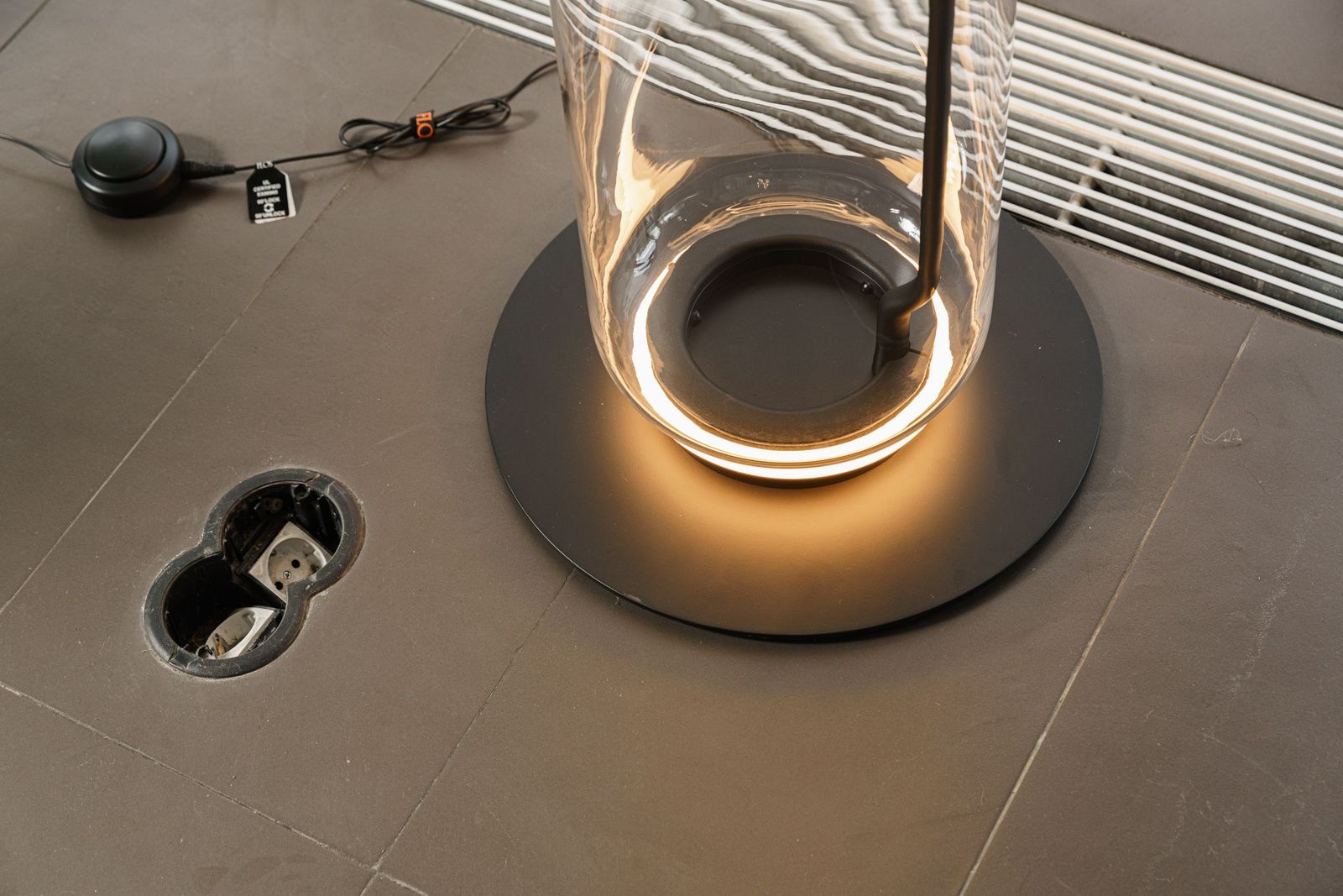 Flos Торшер Noctambule 4 High Cylinder Small Base от Flos — в интерьере