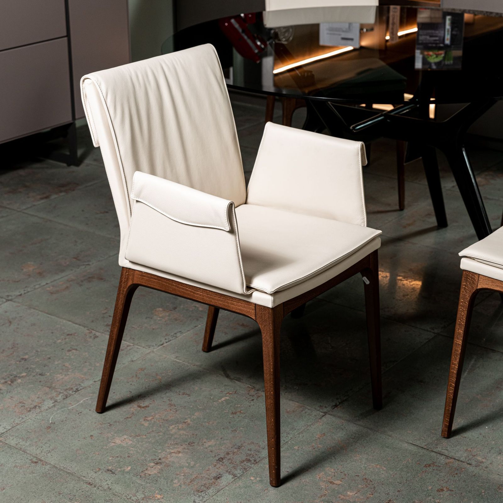Cattelan Italia Стул Sofia B Noce Canaletto and Oyster от Cattelan Italia — в интерьере