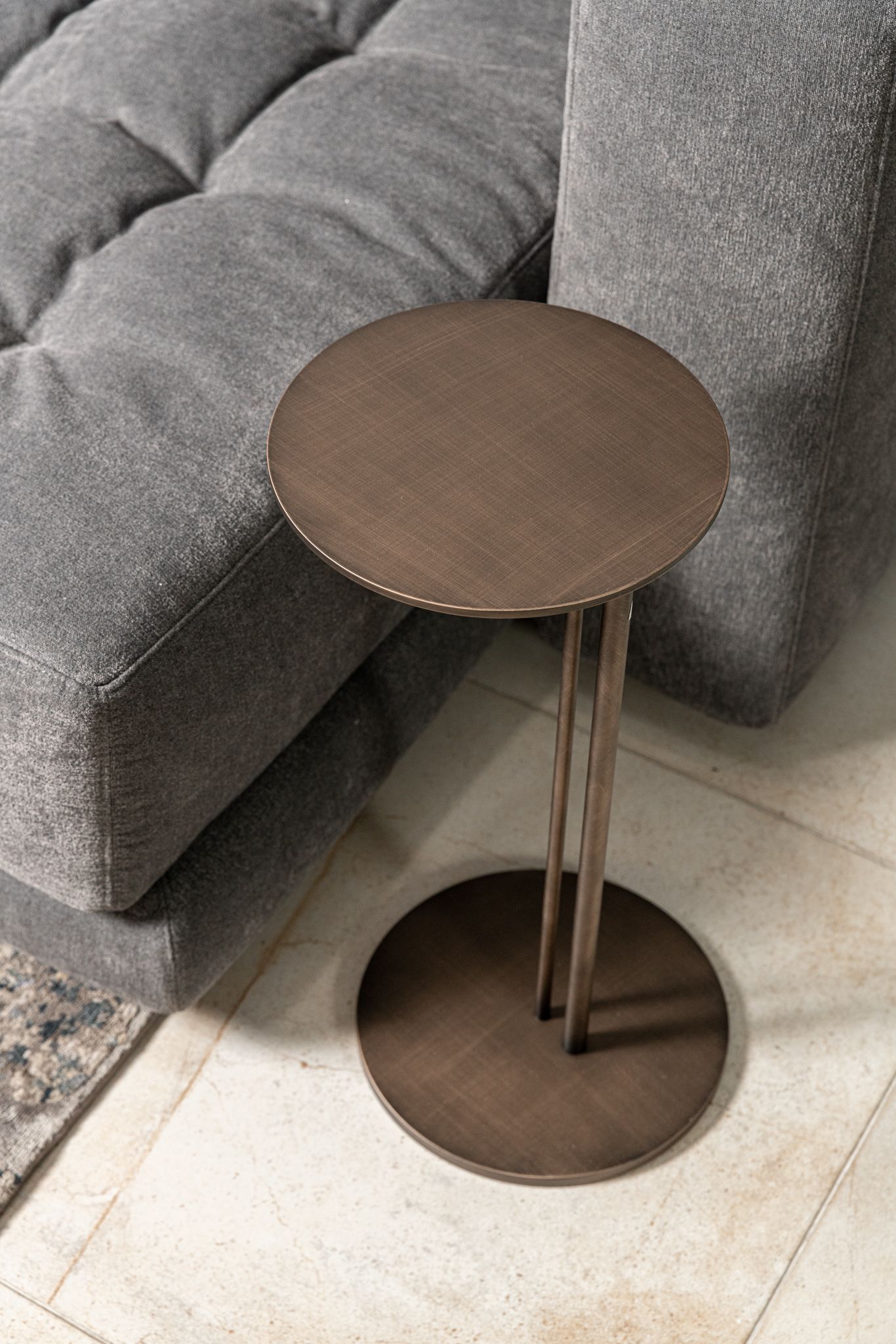 Cattelan Italia Журнальный столик Sting Brushed Bronze от Cattelan Italia — в интерьере