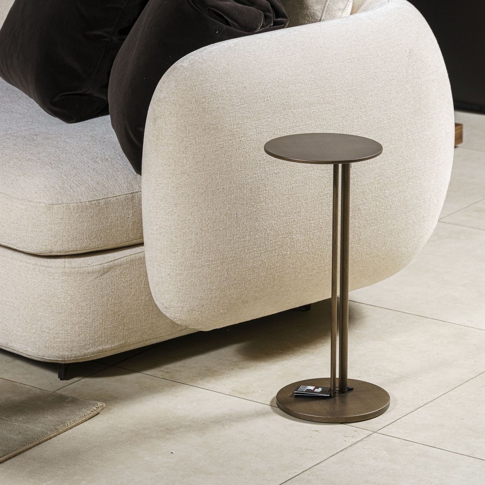 Cattelan Italia Журнальный столик Sting Brushed Bronze от Cattelan Italia — в интерьере