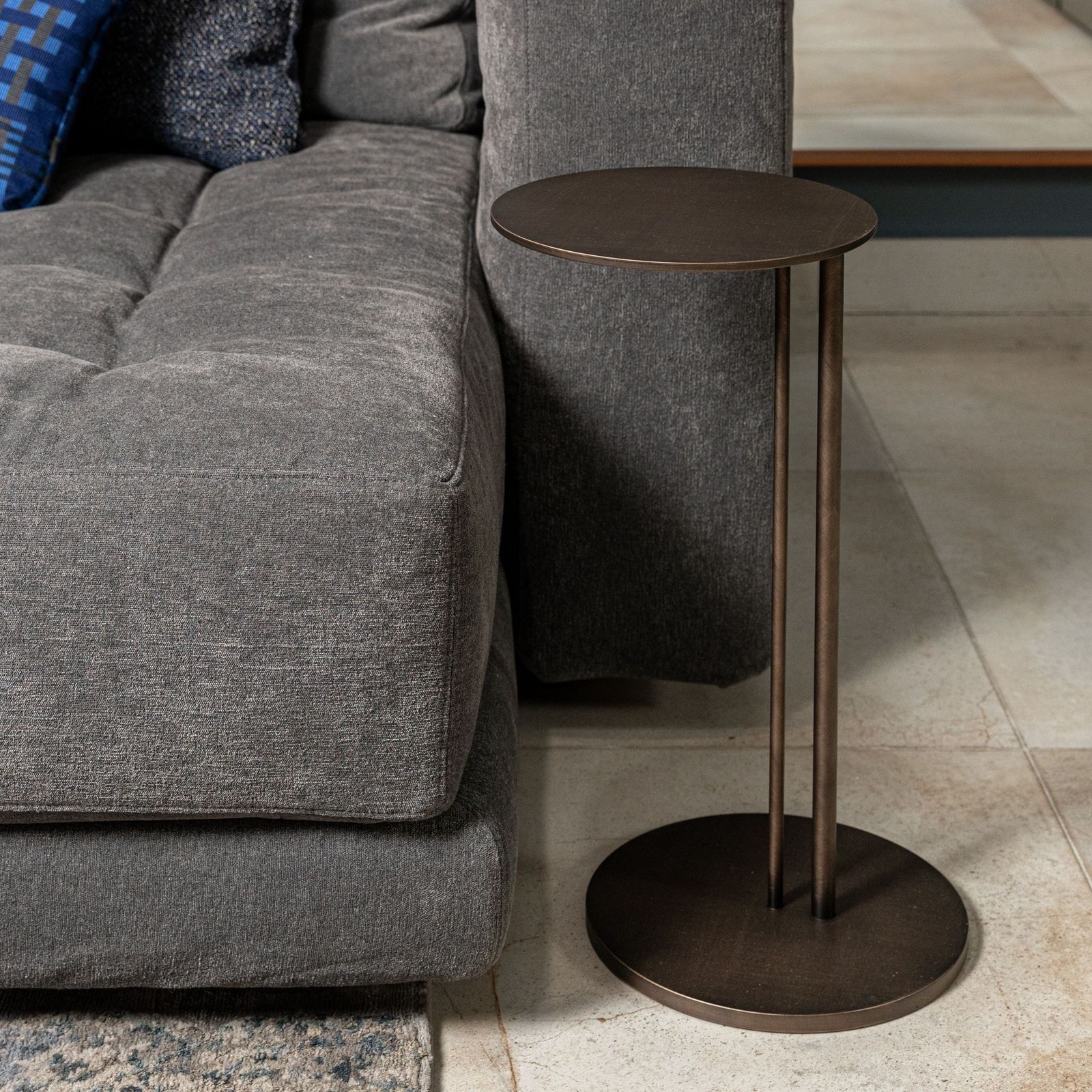 Cattelan Italia Журнальный столик Sting Brushed Bronze от Cattelan Italia — в интерьере