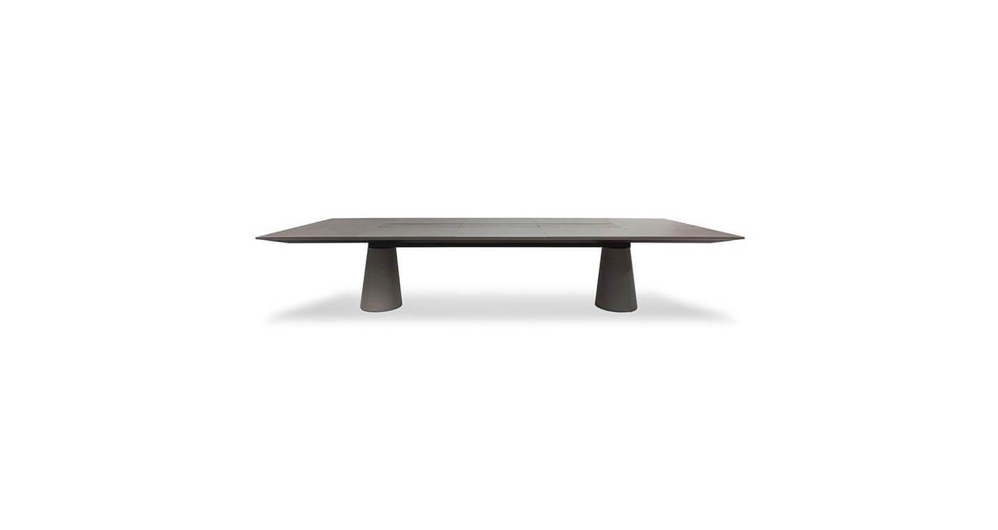 Poltrona Frau Письменный стол Mesa Due от Poltrona Frau