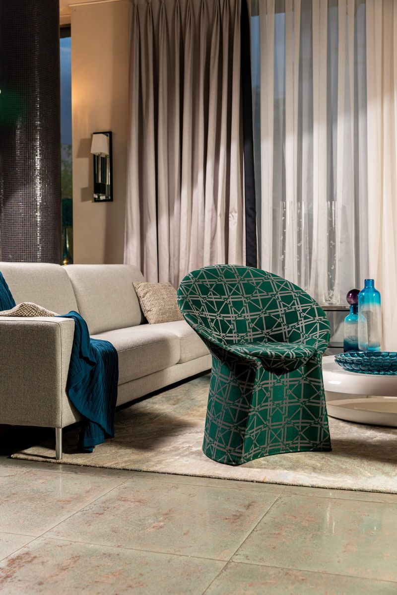 Flou Кресло Remy Las Vegas Forest 527 от Flou — в интерьере