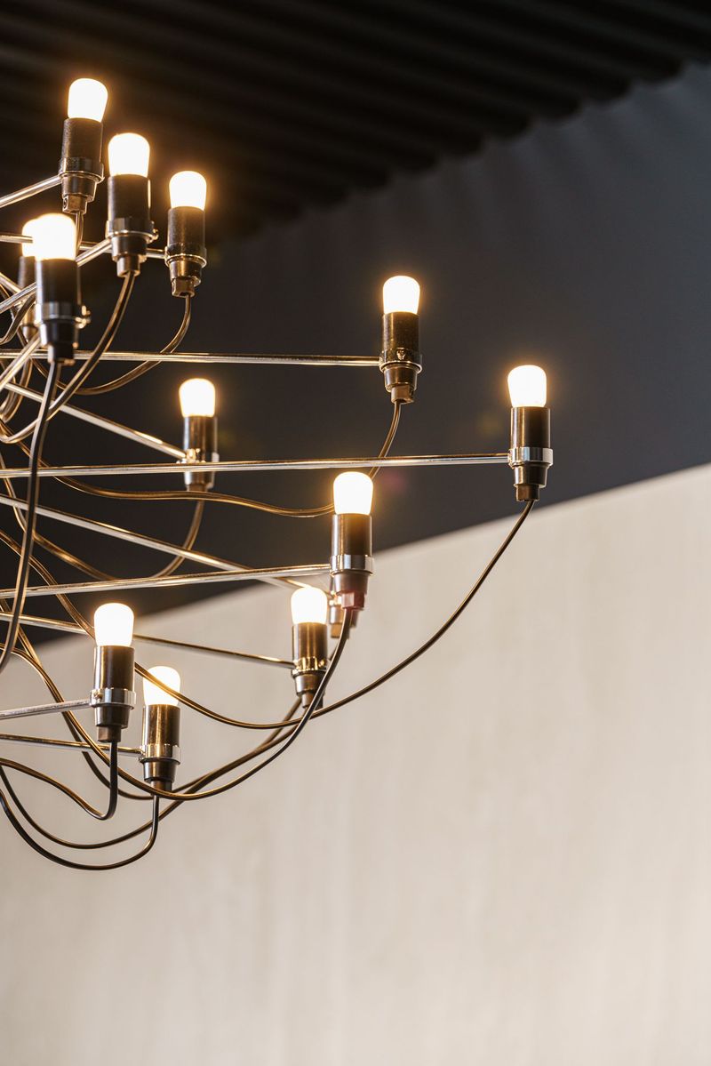 Flos Люстра 2097/30 Chrome A1401057 от Flos — в интерьере
