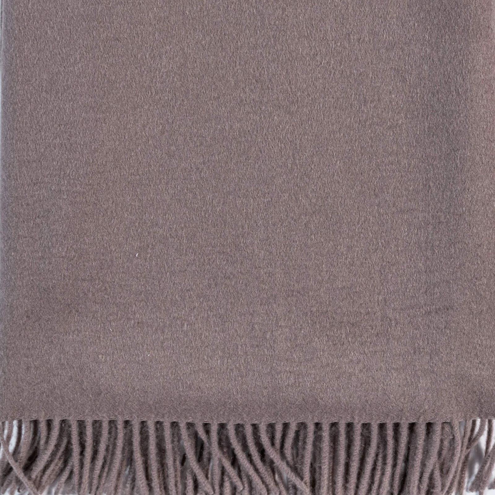 Flou Плед Cachemire Plaid от Flou — в интерьере