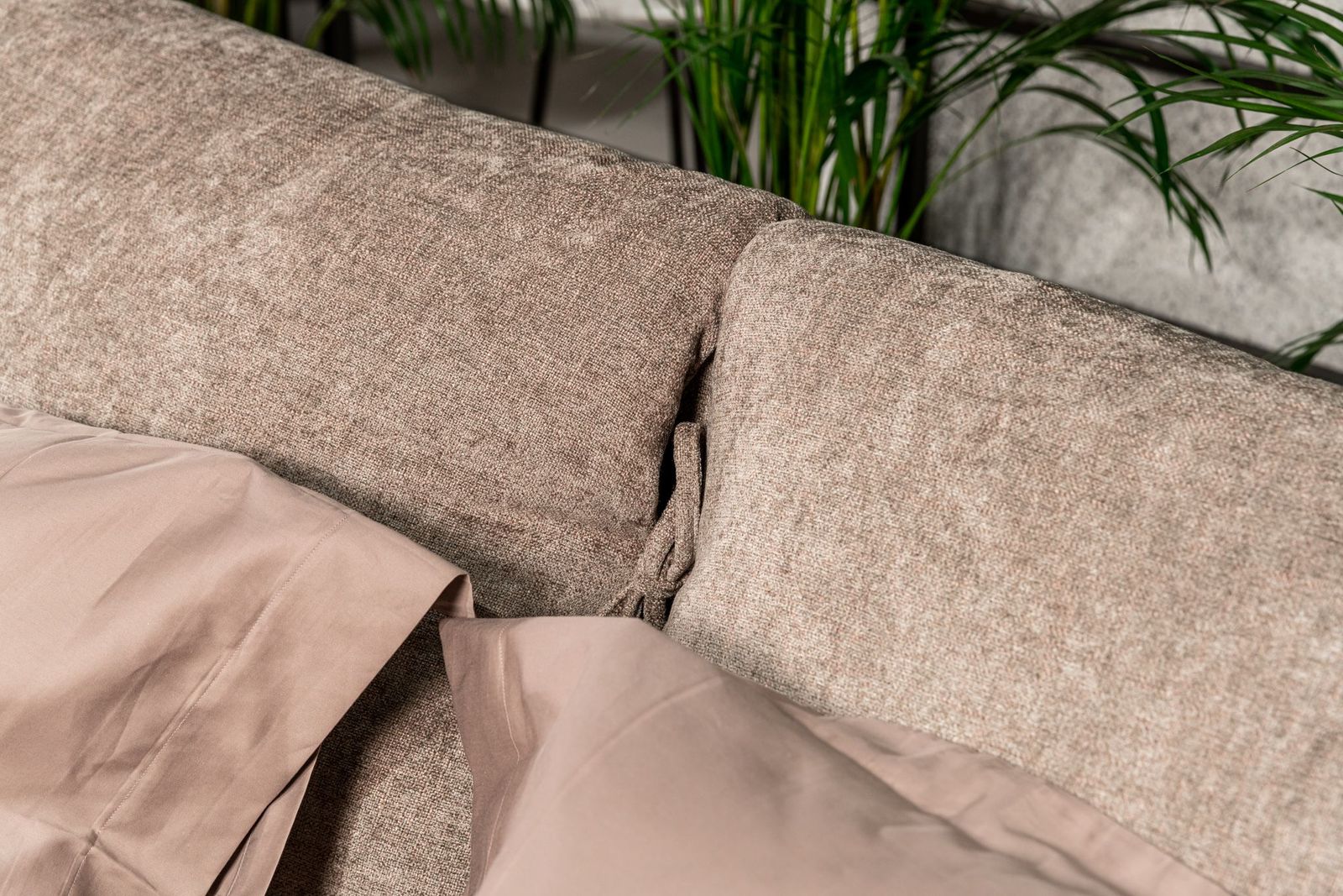 Flou Кровать Nathalie Porter Milk от Flou — в интерьере