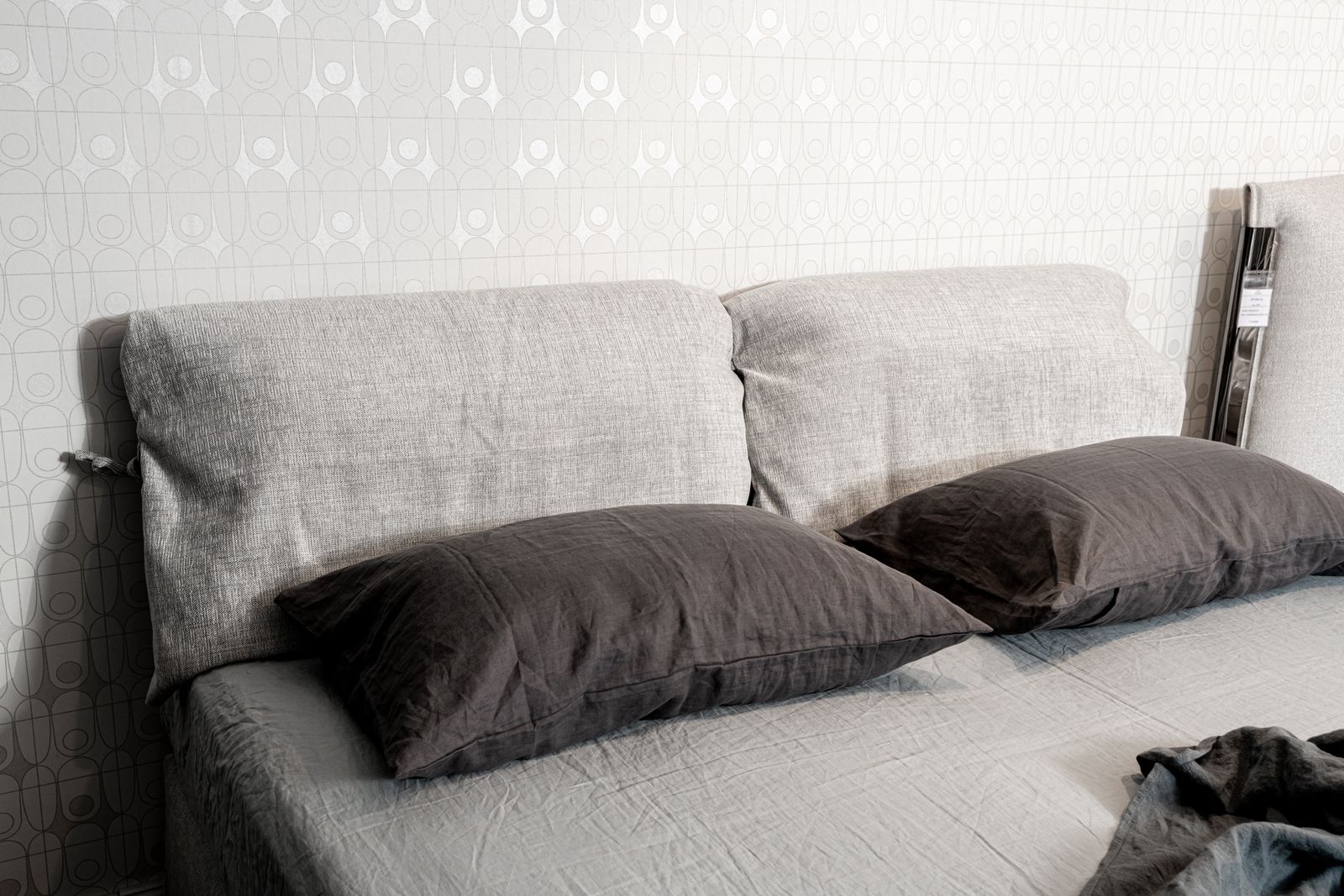 Flou Кровать Nathalie Porter Milk от Flou — в интерьере