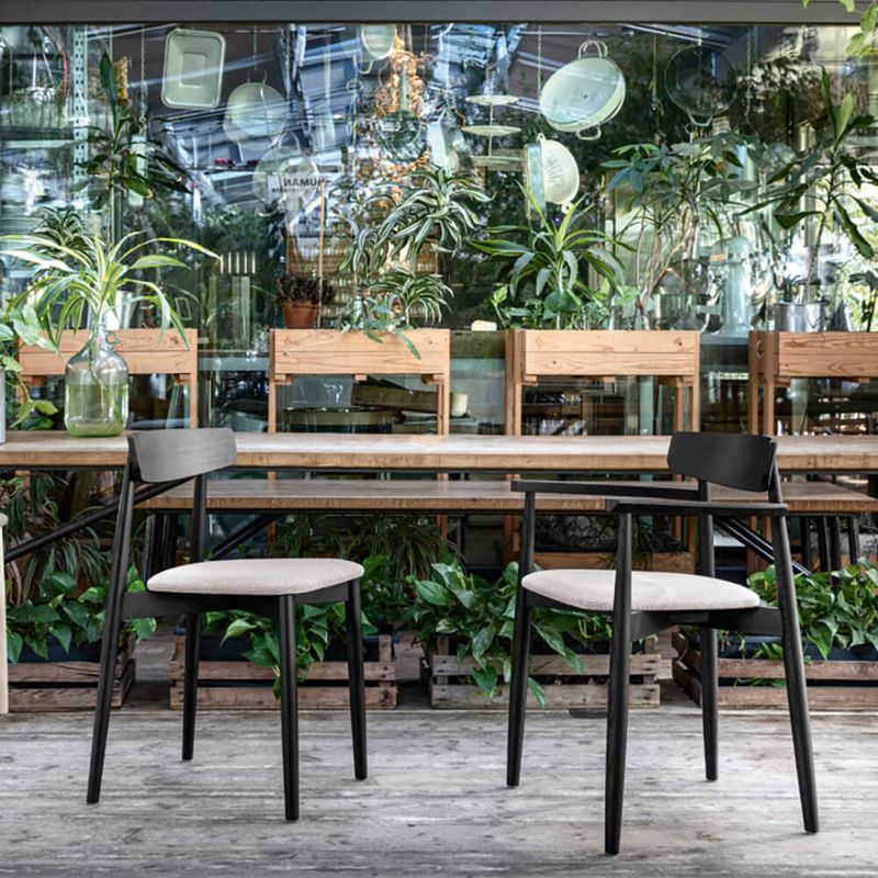 Miniforms Стул Claretta with armrest от Miniforms — в интерьере