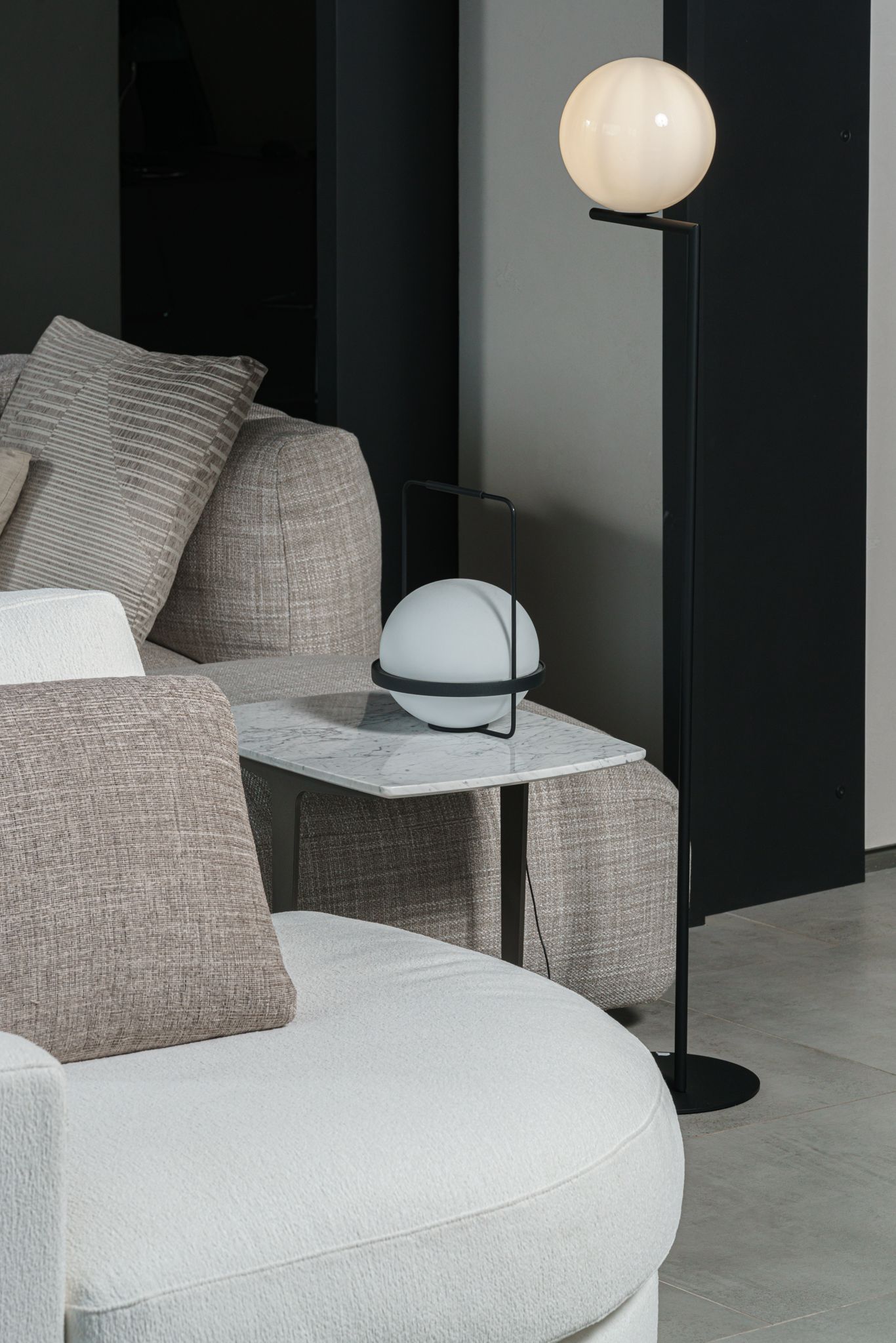 Flos Торшер IC F1 F3173030 от Flos — в интерьере