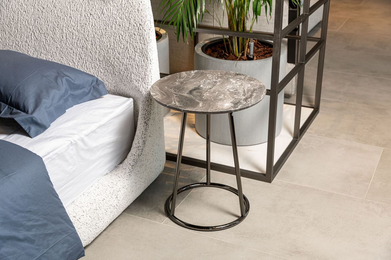 Flou Столик Angle Arabesco marble от Flou — в интерьере