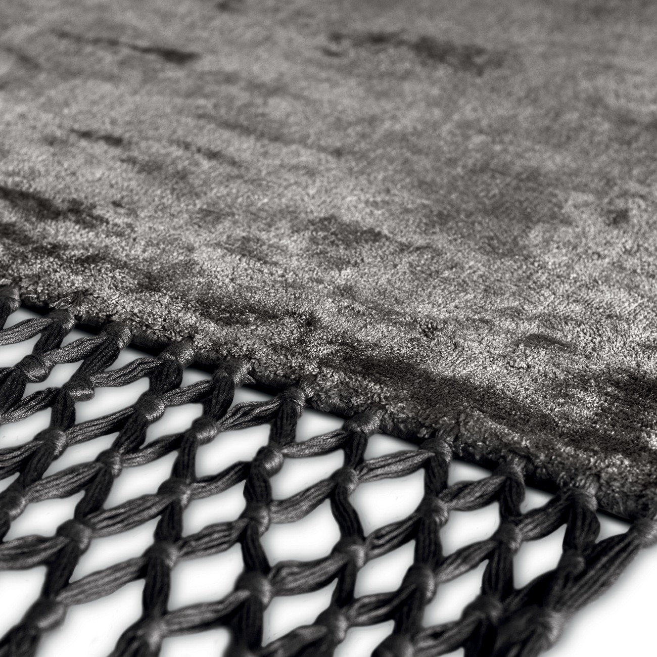 Baxter Ковер Fringes Grigio + Antracite от Baxter — в интерьере