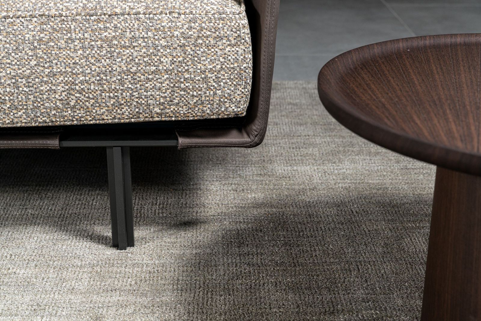 Molteni&C Журнальный столик Louisa LTV2 Eucaliptus от Molteni & C — в интерьере