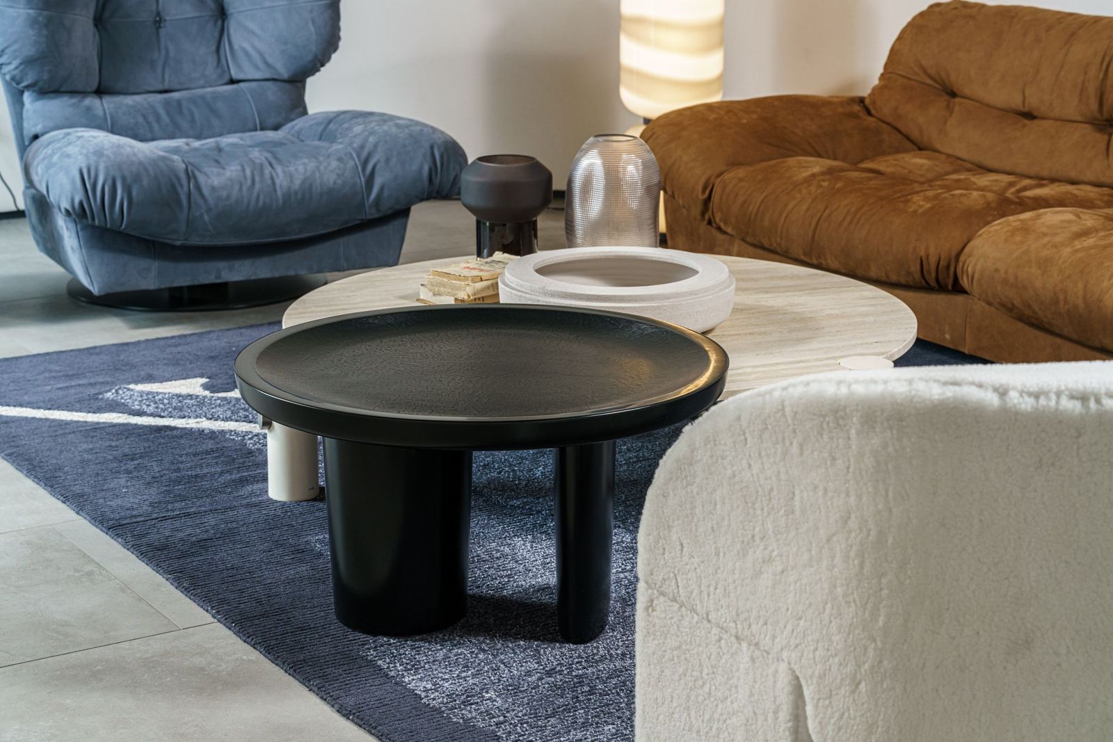 Baxter Журнальный столик Calix 75 от Baxter — в интерьере