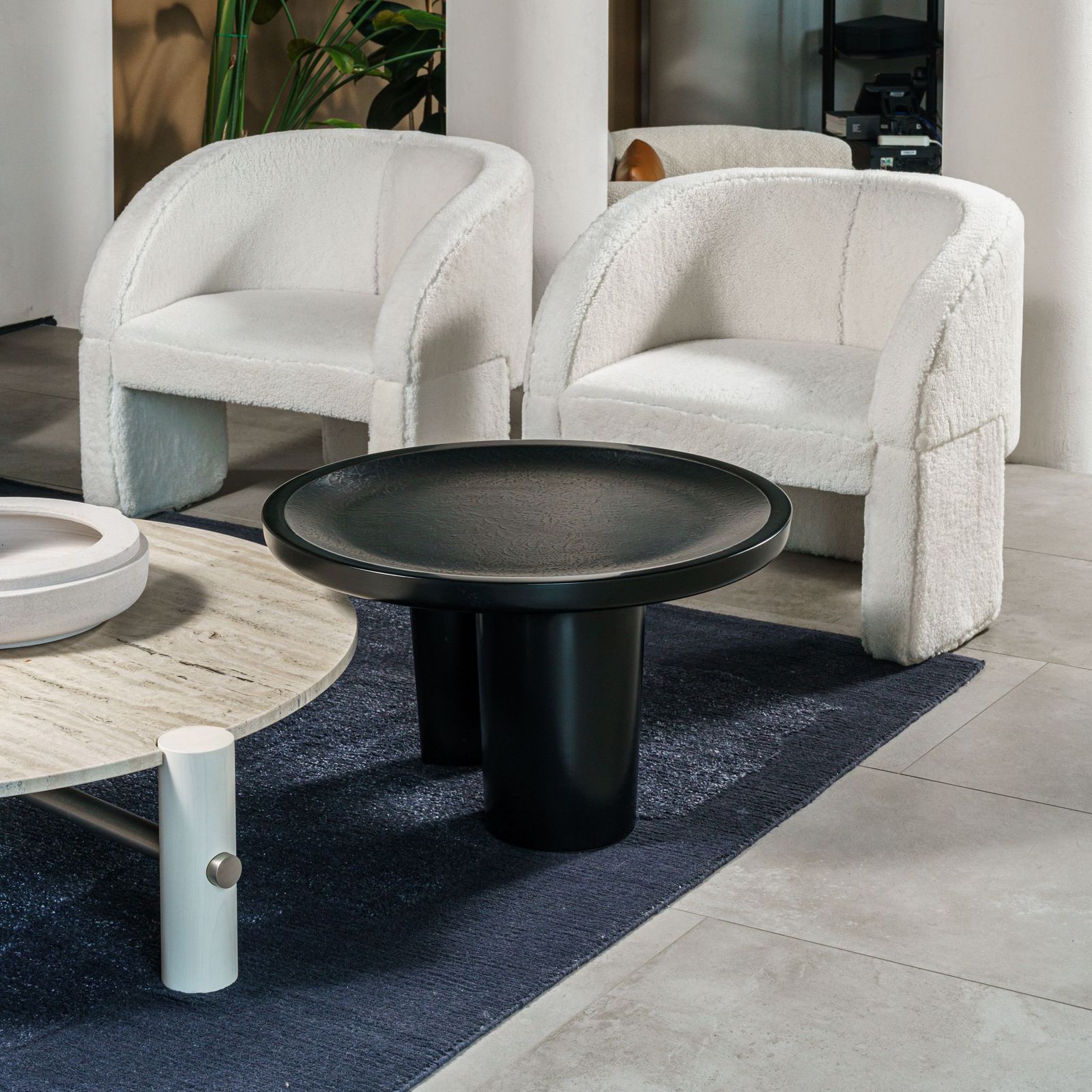 Baxter Журнальный столик Calix 75 от Baxter — в интерьере