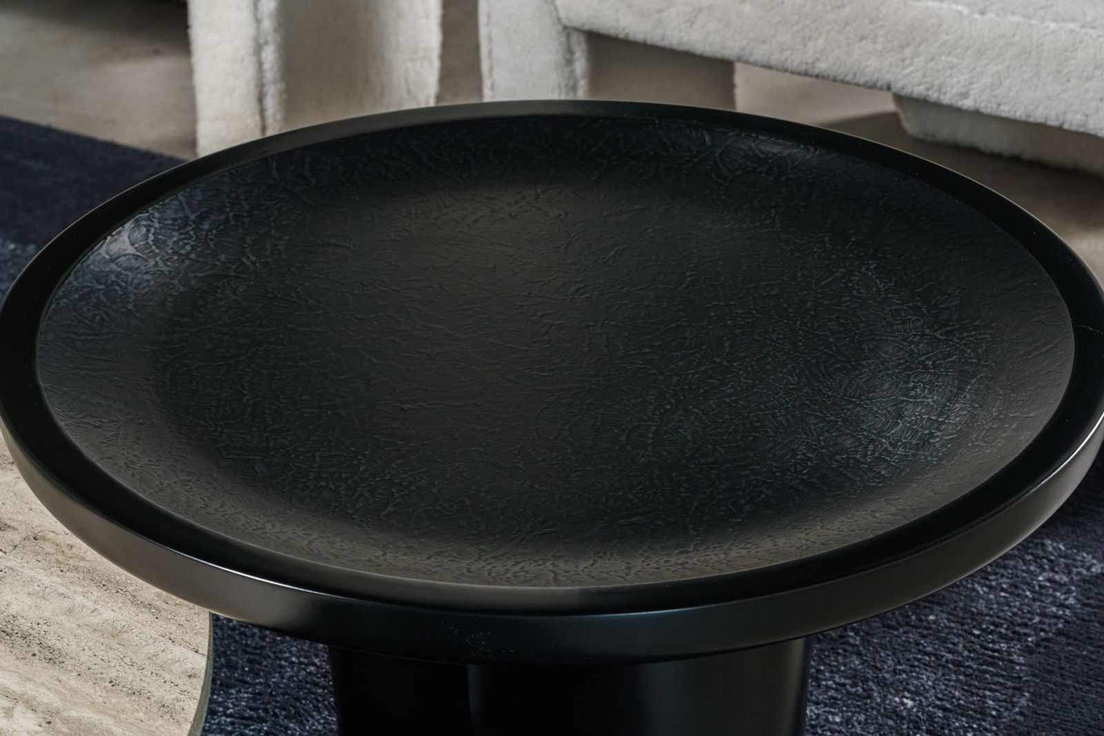 Baxter Журнальный столик Calix 75 от Baxter — в интерьере