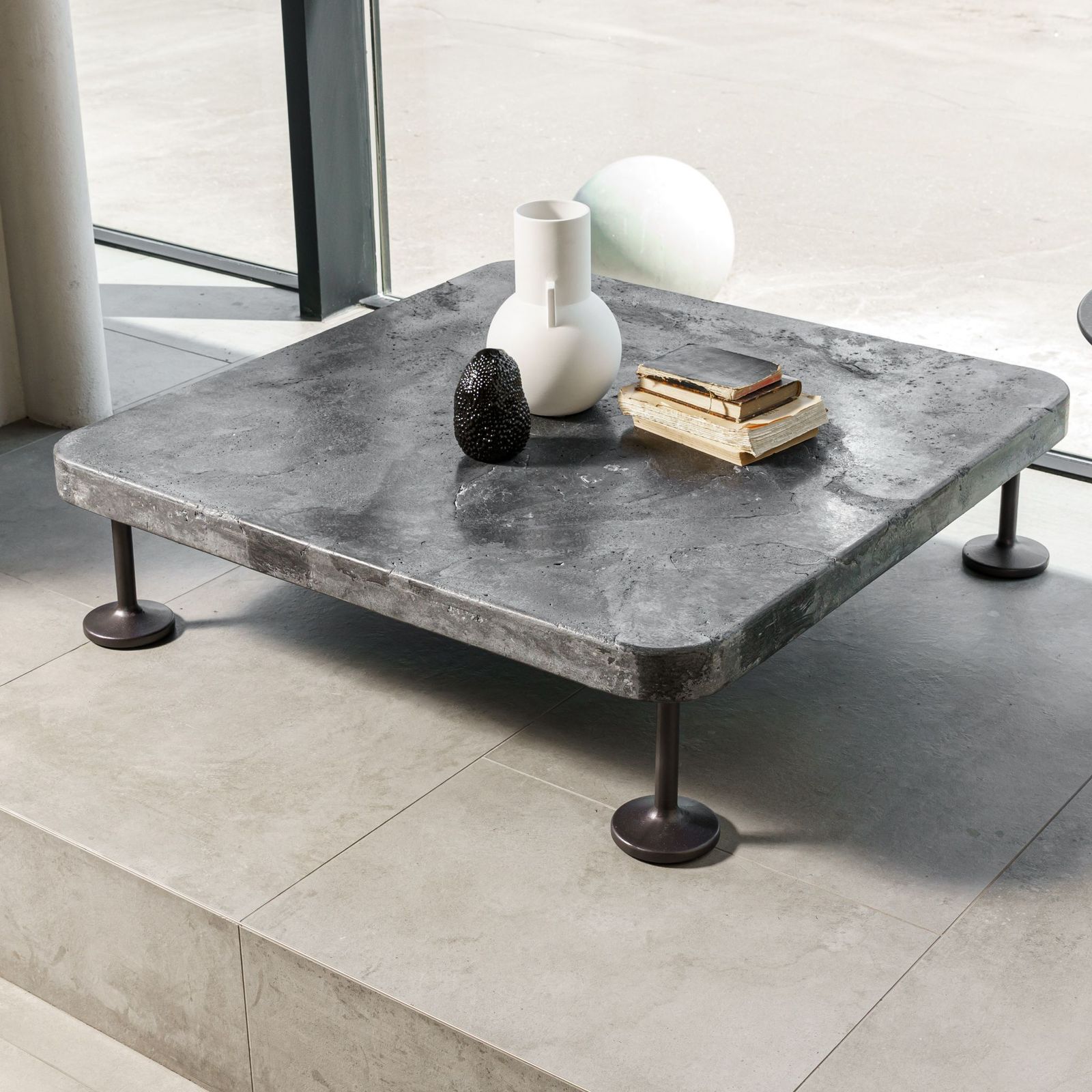 Baxter Журнальный столик Piombino от Baxter — в интерьере