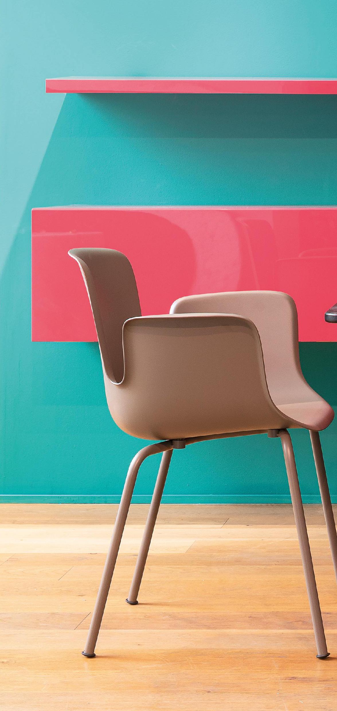 Cappellini Стул Juli Plastic 2020 от Cappellini — в интерьере