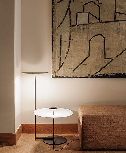 Vibia Торшер Flat 5945 47 от Vibia — в интерьере