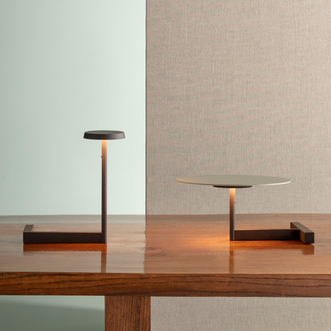 Vibia Настольная лампа Flat 5965 /5970 от Vibia — в интерьере