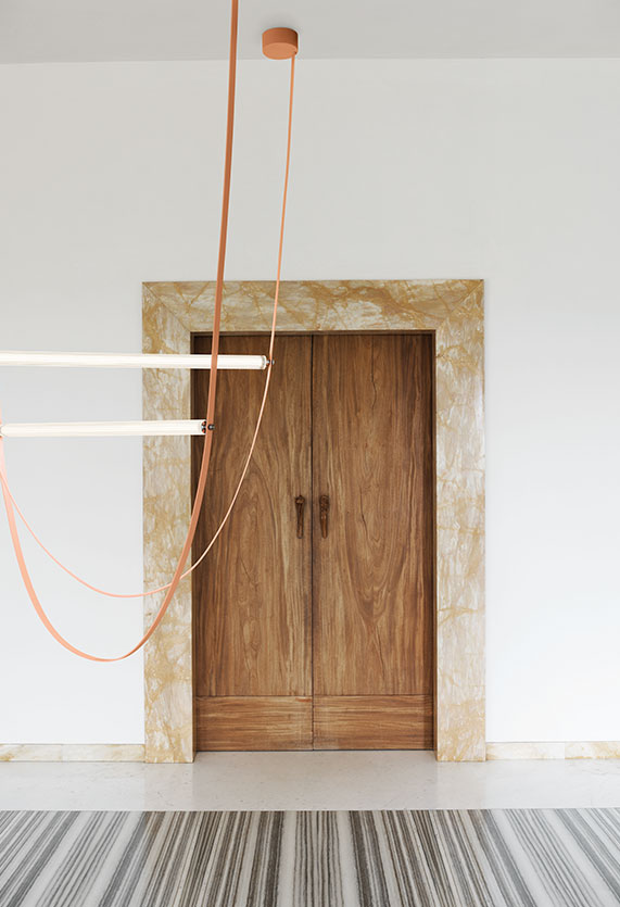 Flos Люстра Wireline от Flos — в интерьере