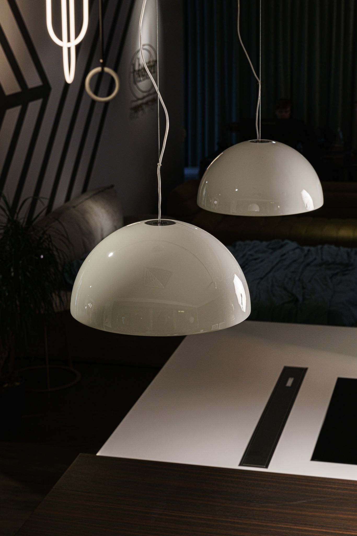 Flos Подвесной светильник Skygarden Small white от Flos — в интерьере