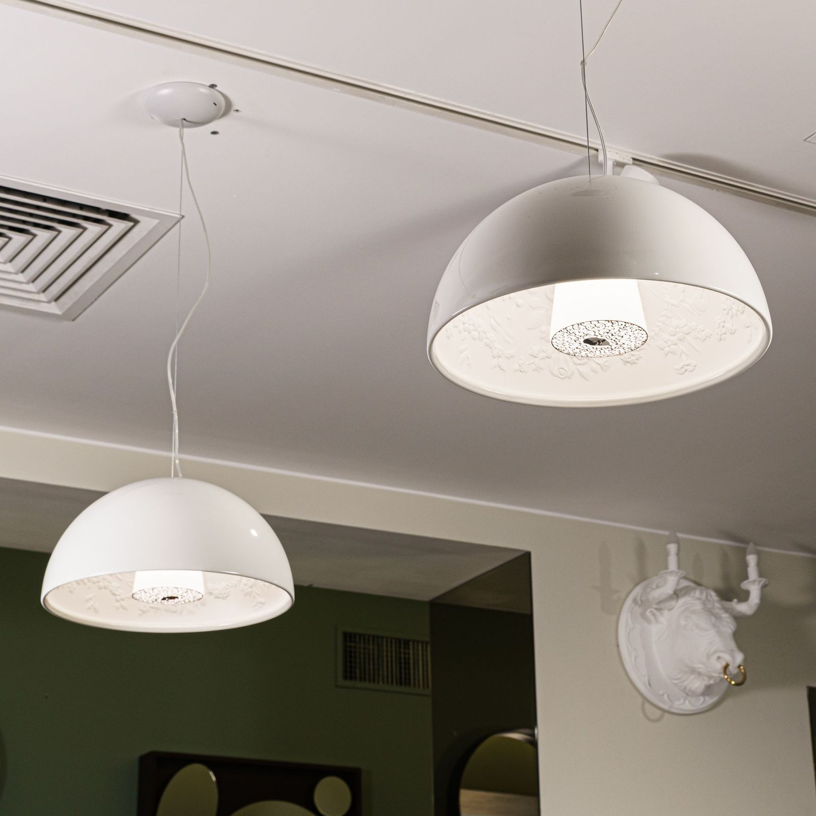 Flos Подвесной светильник Skygarden Small white от Flos — в интерьере